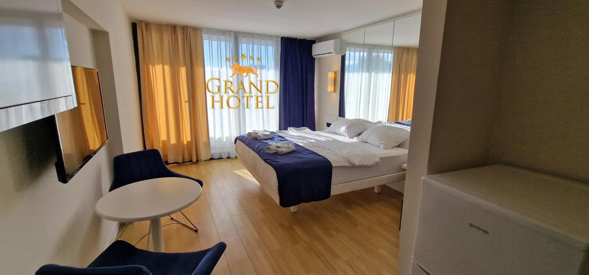 Grand Hotel ☆ Orbi City Batumi Eksteriør bilde