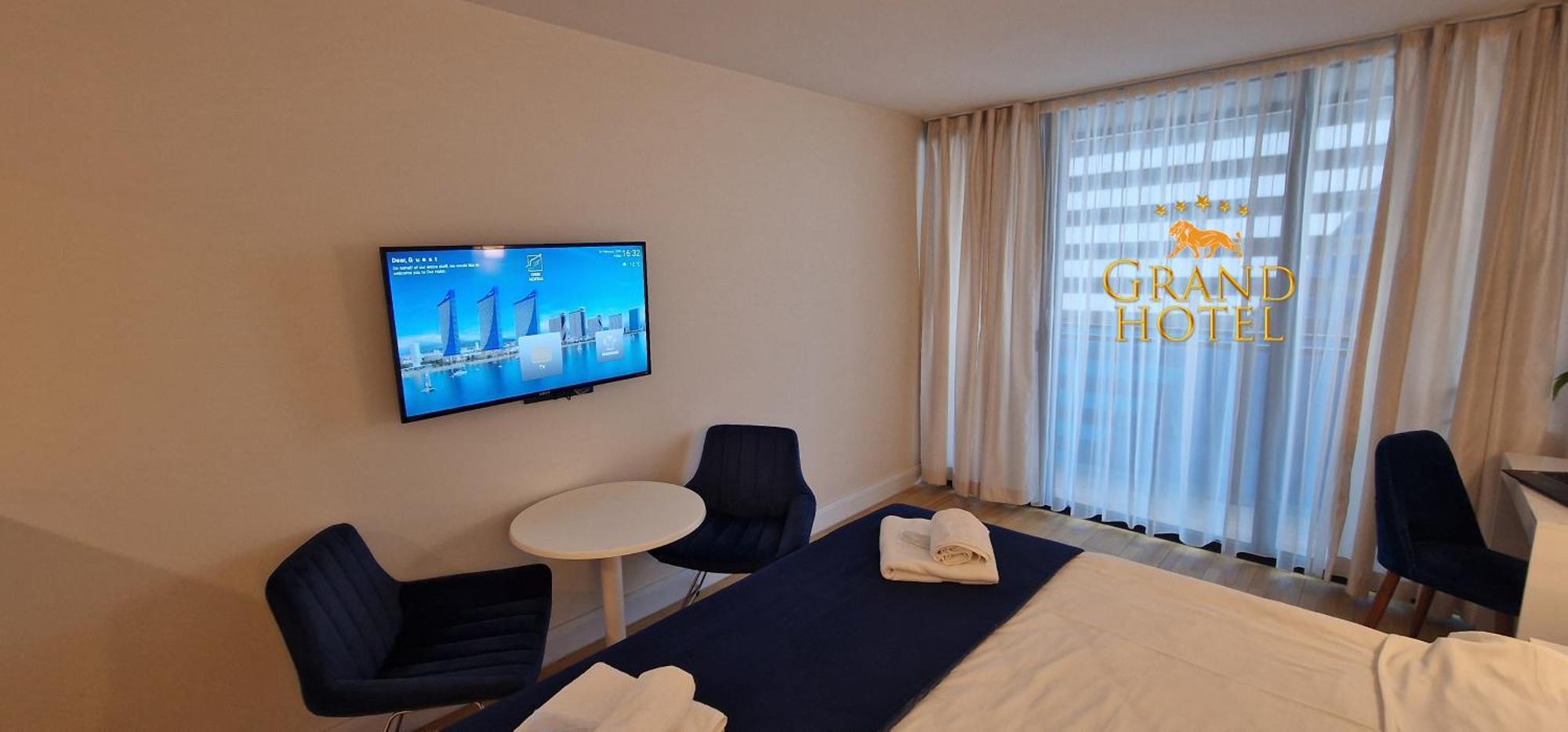 Grand Hotel ☆ Orbi City Batumi Eksteriør bilde