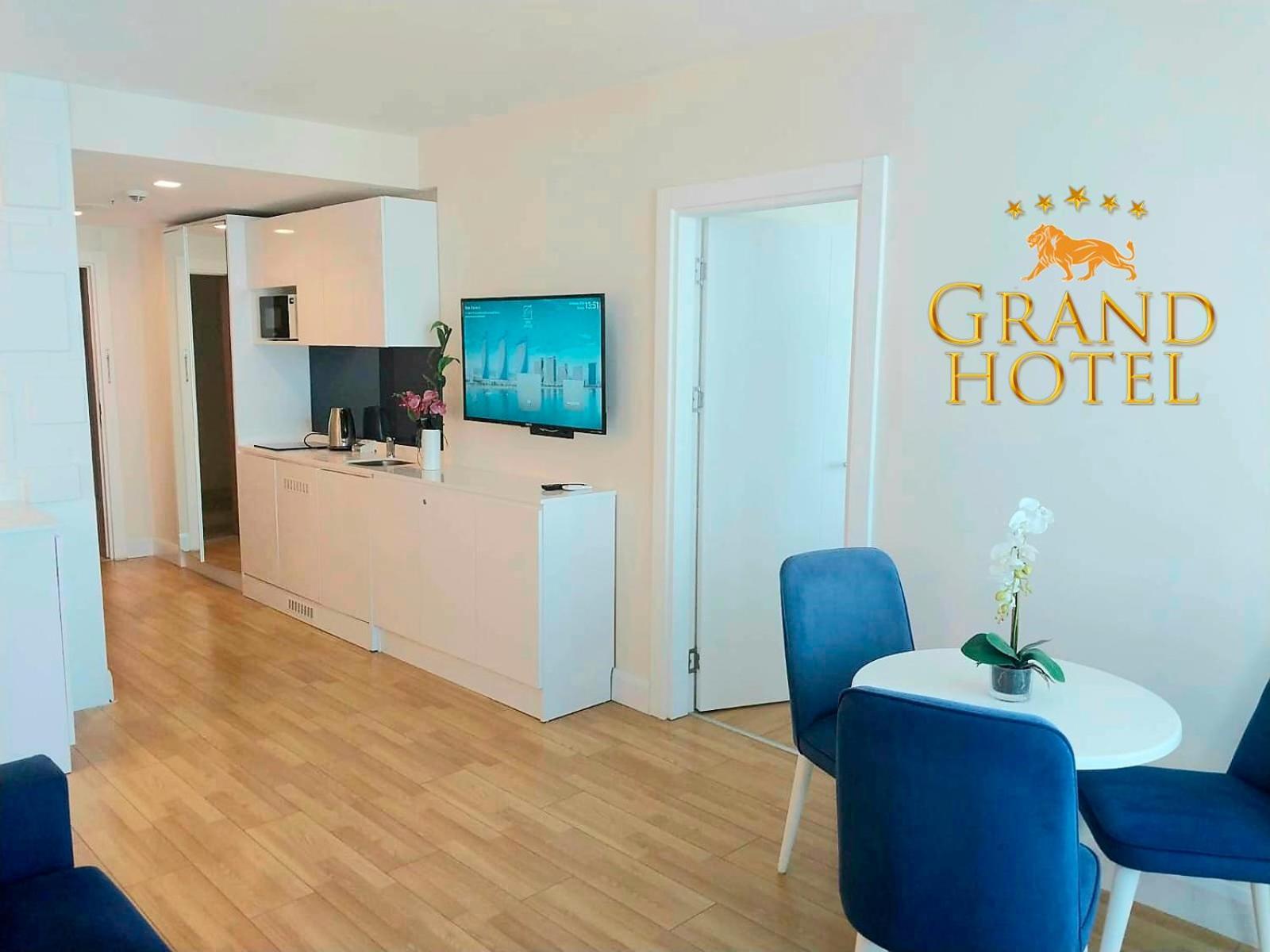 Grand Hotel ☆ Orbi City Batumi Eksteriør bilde