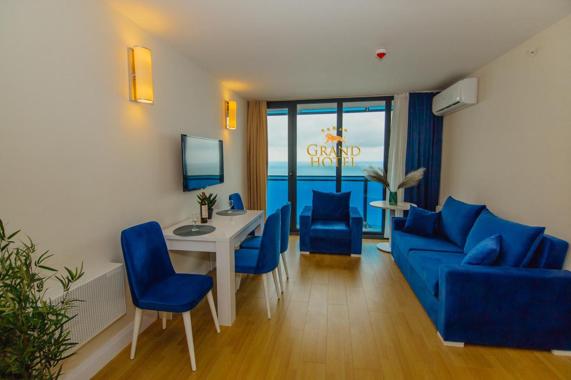 Grand Hotel ☆ Orbi City Batumi Eksteriør bilde