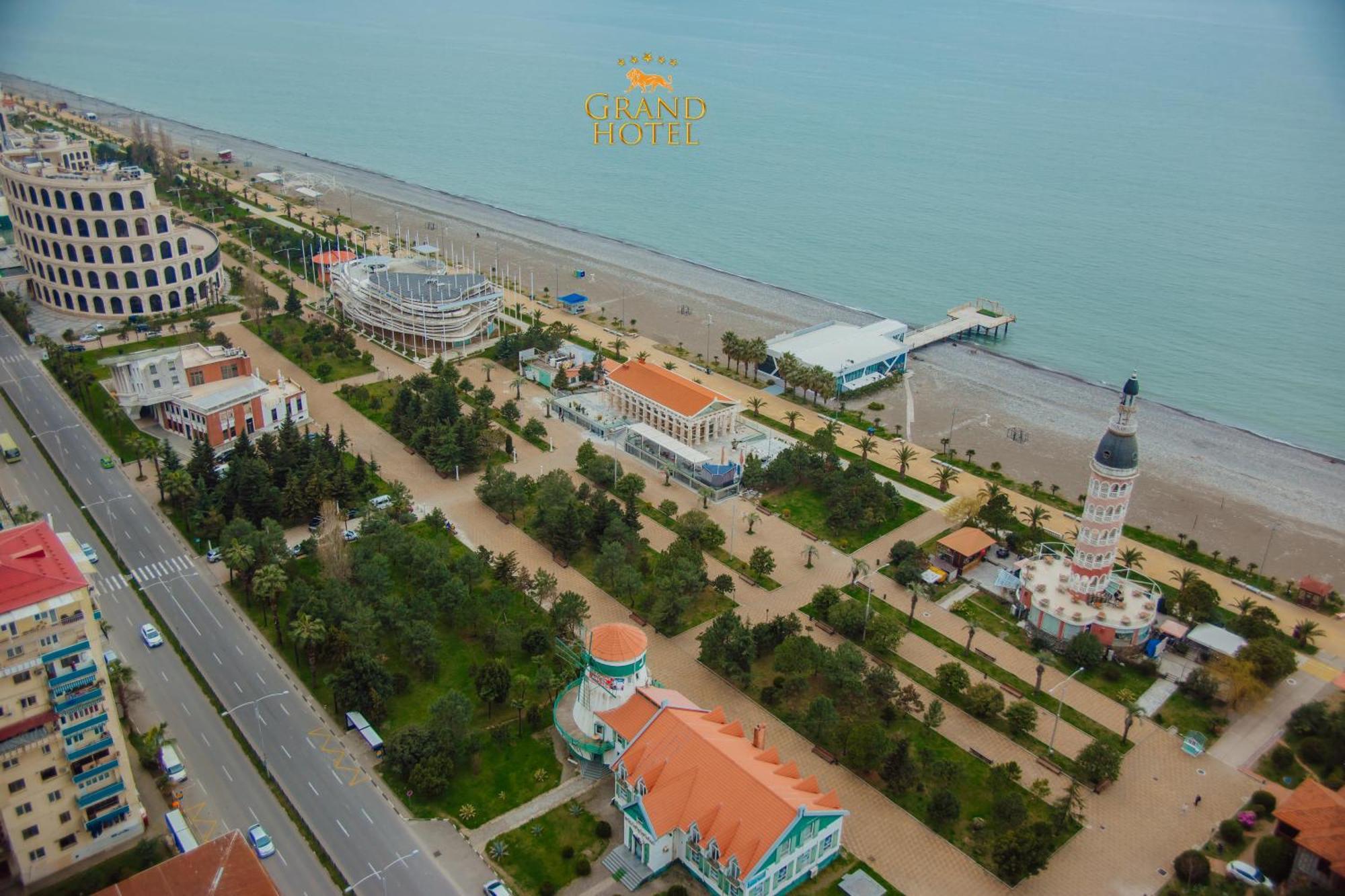 Grand Hotel ☆ Orbi City Batumi Eksteriør bilde